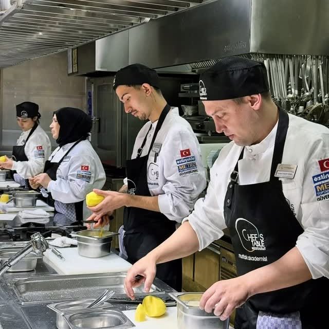 İlk Günümüzden Bugünümüze #16yıl@oztiryakilermutfak