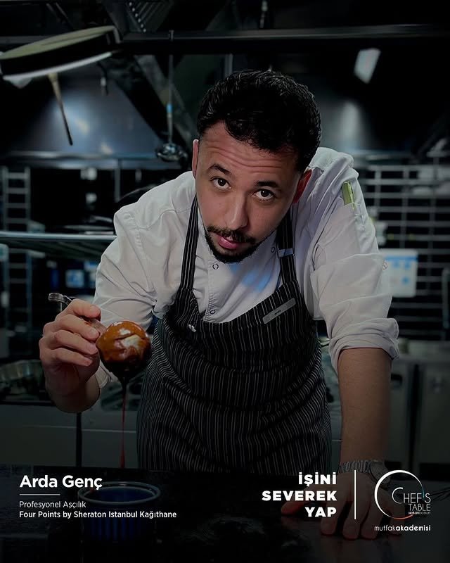 Profesyonel Aşçılık Eğitimi mezunlarımızdan Arda Genç, Four Points by Sheraton Istanbul Kağıthane’de işe başlamıştır. Sevgili Arda Genç’e kariyerinde bol şans ve başarılar diliyoruz. Yolu açık olsun!#chefstablemutfakakademisi #profesyonelaşçılıkeğitimi #işiniseverekyap