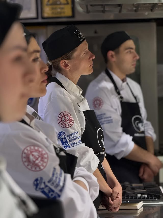 Yeni Dönem İçin Zaman Yaklaşıyor. 15 Haziran 2026 Hafta İçi, 20 Haziran 2026 Hafta Sonu Sınıfları Başlıyor. Geleceğin Şefi Olma Hayalin Var İse, Randevunu Al, Görüşme İçin Bekliyoruz. #mutfakakademisi #profesyonelaşçılık #profesyonelpastacılık